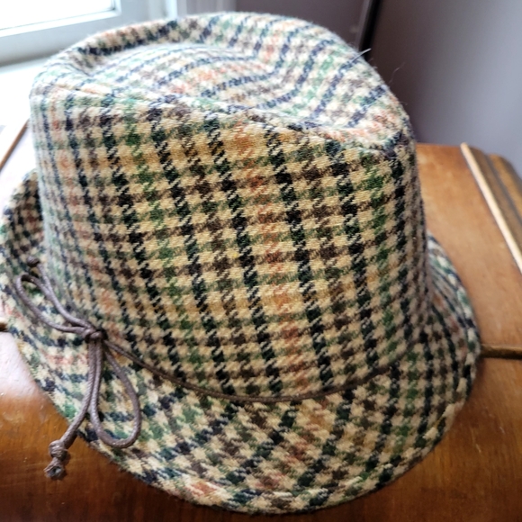 Contemporary English Fedora - Picture 2 of 3